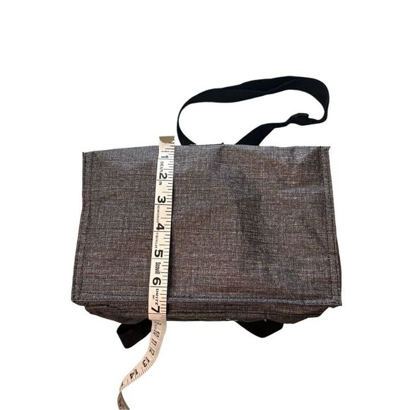 Thirty-one “Stable Snacks” insulated lunch bag - Picture 6 of 6